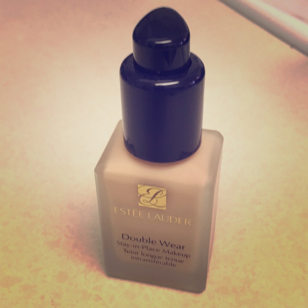 Estée Lauder double wear foundation